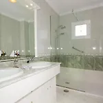 Casa Mcelroy تياس