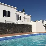 Casa Mcelroy * تياس