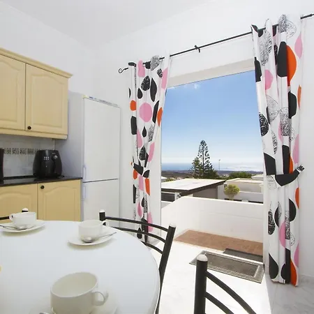Casa Mcelroy * تياس
